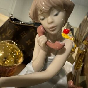 Llardo Statuette “Chit Chat”
